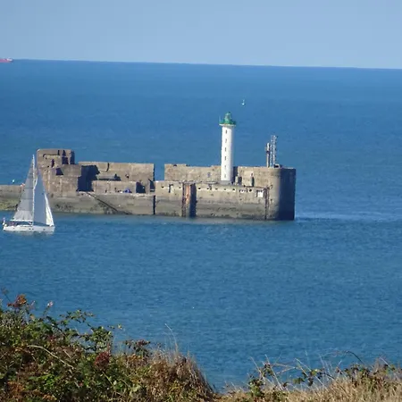 Maison Tranquille بيت للعطل *